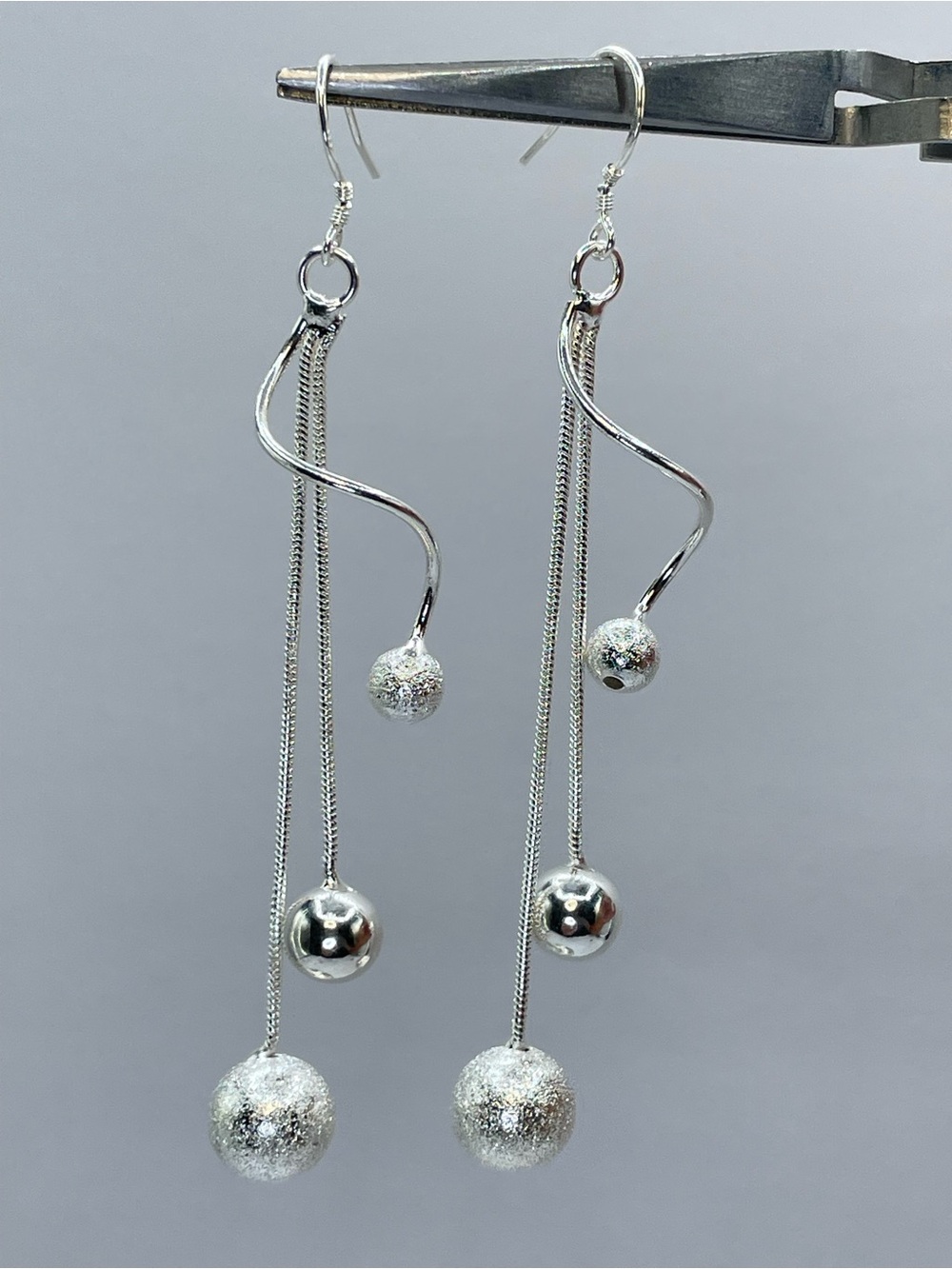 Silver Tone Long Dangle Drop Earrings Ball Bead Chain Modern Minimalist Statemen